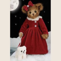 Мишка Бэррингтон в красном платье с собачкой